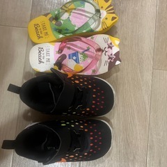 子供の靴　サンダル