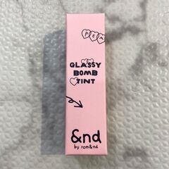 【新品・未開封】リップ グラッシーボムティント INAP01 チ...