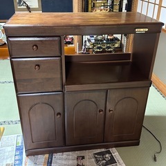 キッチンキャビネット