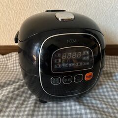 NEOVE　ネオーブ　炊飯器　マイコン炊飯器　YRM-AM35B...
