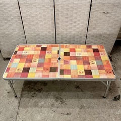 《売約済》【武蔵小山店】 Coleman コールマン 折りたたみテーブル コンパクト アウトドア キャンプ BBQ バーベキュー 机 カラフル  持ち運び　🚚 品川区 リサイクルショップ ランバールーム 武蔵小山店  ◀︎ 武蔵小山パルム 戸越銀座 隣の画像