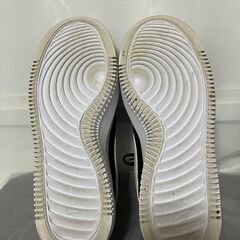 【中古雑貨】ナイキ　スニーカー　２３ｃｍの画像