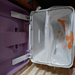 ゴミ箱の画像