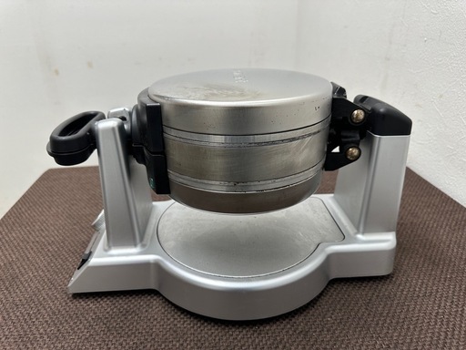 クイジナート　Cuisinart　ベルギーワッフル　ワッフルメーカー　１８０度回転　WAF-F20