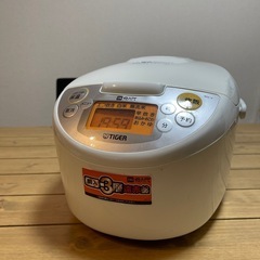 炊飯器の画像