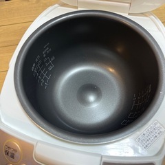 炊飯器の画像