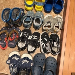 男の子 子供 靴 13~15《※奥2つクロックス以外》