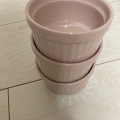 お皿3つ