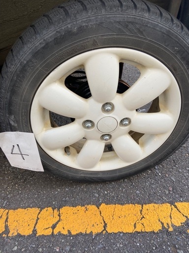 ラパン純正ホイール白　155/65R14