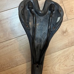 ボントレガー　サドルの画像