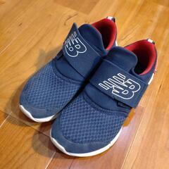 NB スニーカー　