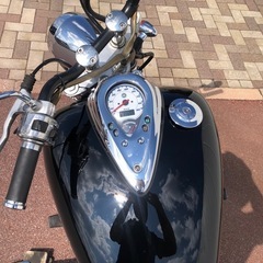 値下げ❗️予備検査付！YAMAHA ドラックスター400 VH01J 機関良好　フロントフォークOH 艶あり　ブラックパール　タイヤ2021年製 消耗品交換済みの画像