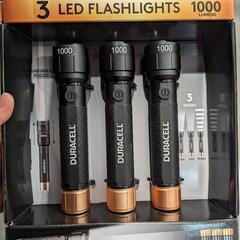 懐中電灯 1000LM　3本パック　電池付き！