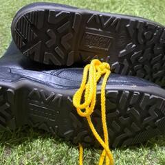 現場用の編み上げの安全靴になります。の画像