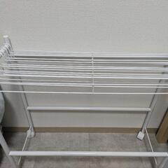 スラックスハンガー ズボン掛けの画像