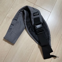 抱っこひも　グスケットタイプ