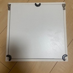 窓枠インテリア鏡　　ワイヤーかご　家　の画像