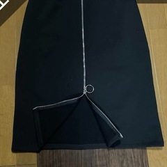 ファスナー自由スカート