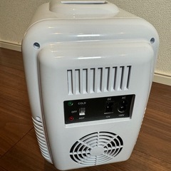 ミニ冷蔵庫の画像