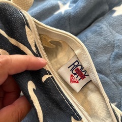 値下げ　ROXYポーチ　デニム生地　持ち手付の画像