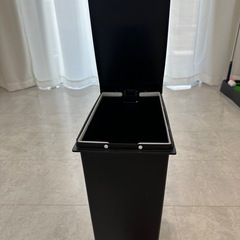 ゴミ箱　あげますの画像