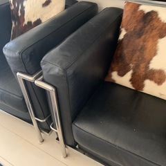 ＊値下げ！コルビジェLC2リプロダクト中古 最終値下げ
の画像