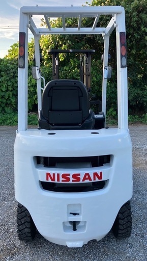 [中古]フォークリフトユニキャリア2012年 /  1 . 5トン / 3Mマスト / AT / ディーゼルエンジン車大変便利なサイド