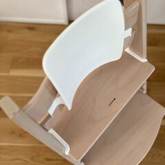 STOKKE TRIPP TRAPP ベビーチェアの画像
