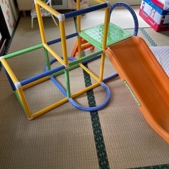 ジャングルジムの画像