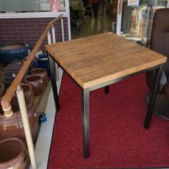 ダイニングテーブル☆ウッド調、オシャレ家具、焦げ跡あります。特価品【浜村鹿野温泉ICから3分 買取本舗 宮本リサイクル 営業時間9～19時 定休日水曜のみ←連絡できませんm(_ _)m】の画像