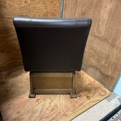 ダイニングチェア　椅子　レザー　革　回転式の画像