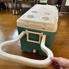 コールマンエクストリームクーラーＢＯＸの画像