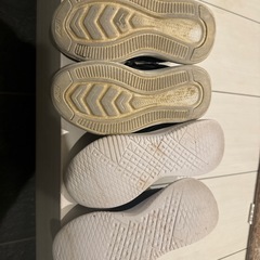 美品　子供　スニーカー　キッズ　シューズ　男の子　2足セット　プーマ　PUMA ニューバランス　17センチ　17.5センチ　の画像