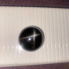 最終処分価格！超大粒121ct.☆カボーションカット☆ブラックスターAの画像