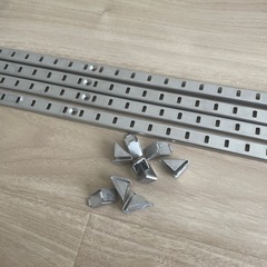 可動棚　支柱　　棚受け　シルバーの画像