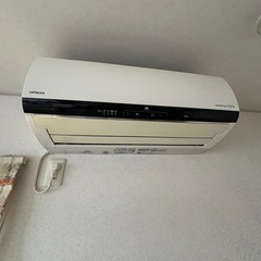 エアコン　日立2013年RAS-Z36D (W)