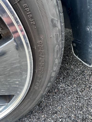 155/65R14　ホンダ　モビリオ　引っ張りタイヤ