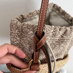 ロエベ　夏バッグの画像