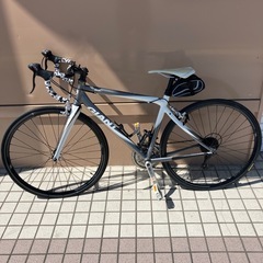 ロードバイク　GIANT　