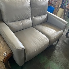 美品★本革ソファー