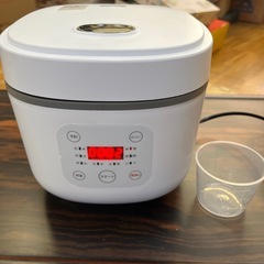 コンパクト炊飯器　株式会社KOM 最大炊飯量:0.54ℓ 202...