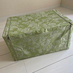 折りたたみ式衣装ケース