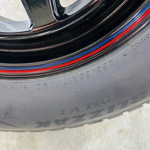 23年製！プラド265/65R17早い者勝ち！スタッドレス＋ホイール付き　
