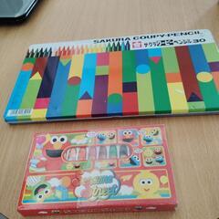 〈新品〉クレヨン１２色、他