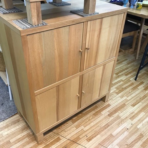 IKEA キャビネット 収納家具