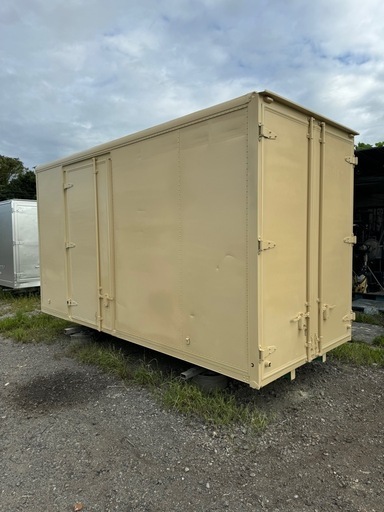 仕上げ済み！限定色！！横扉付き！バイクガレージ！ 使い勝手抜群！倉庫物置用 3トンロングコンテナ