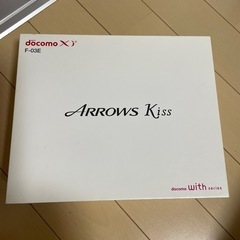 ARROWS Kiss F-03E innocent White...