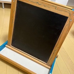 お絵描きボード 黒板  ホワイトボード トイザらス イーゼル 室内遊び お絵かきの画像
