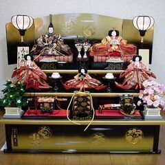 久月の三段飾りの雛人形を差し上げます