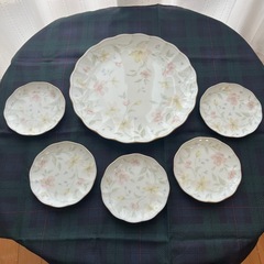 ナルミ　プレート　大皿　小皿　日本製　セット